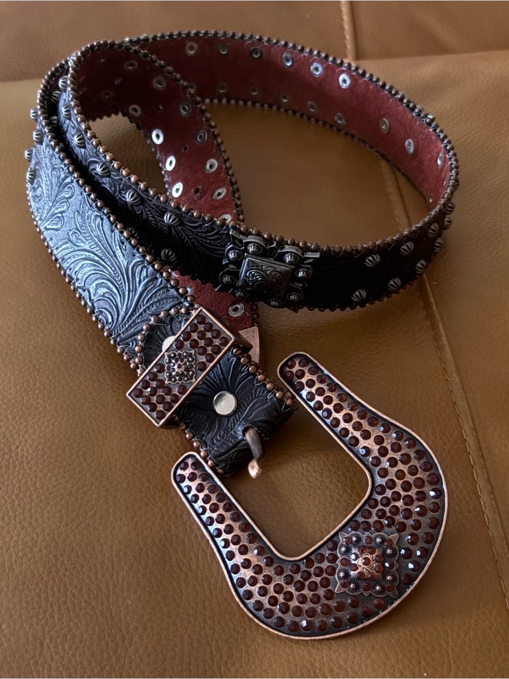 Women’s Rhinestone Embossed Brown Leather Belt with Decorative Copper Buckle